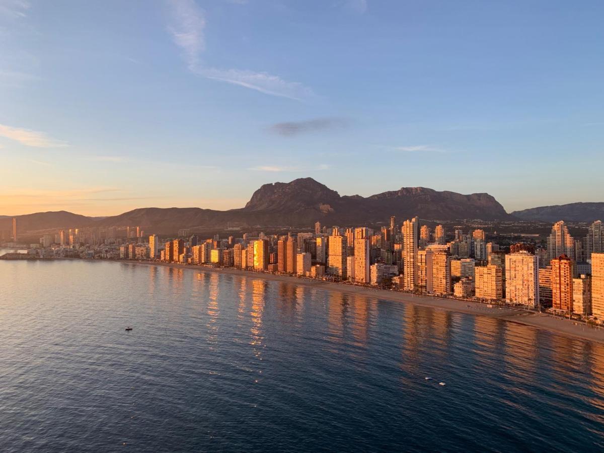 Apartamentos Benivistas 貝尼多姆 外观 照片